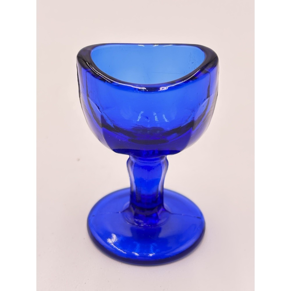 Vintage Cobalt Blue Glass Eye Wash Cup Pedestal Apothecary Medical 3"
